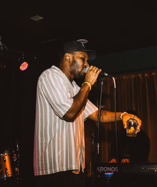 Dom DeShawn