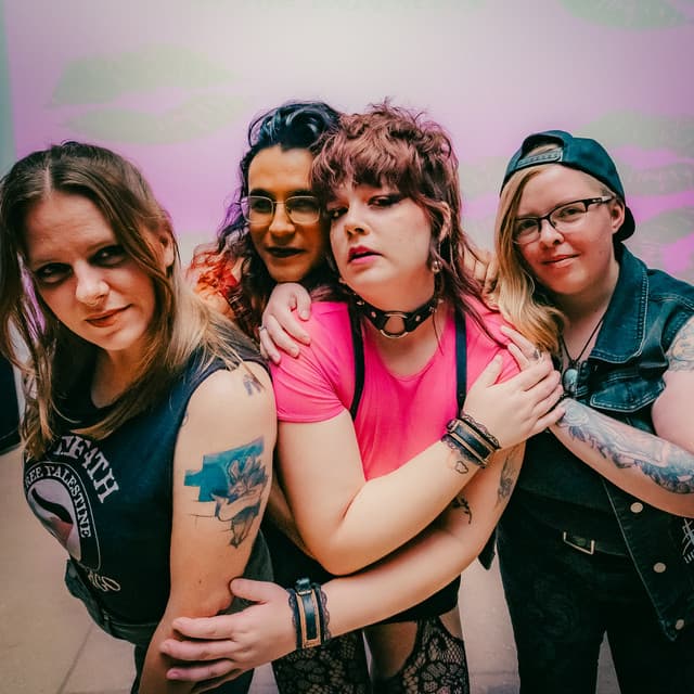 Em Grace & The Undercuts